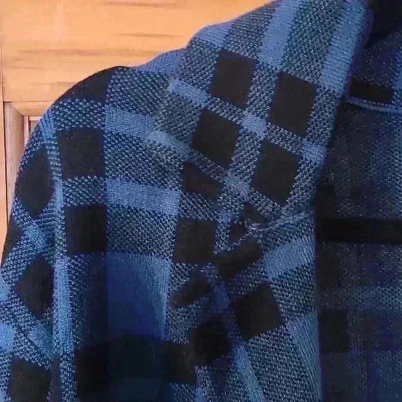 Blue Plaid Printed Cardigan - Picture 6 of 7
